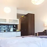 Arka Medical 4* קולובז'ג